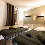 Les Sables D'or مكان تخييم 4*