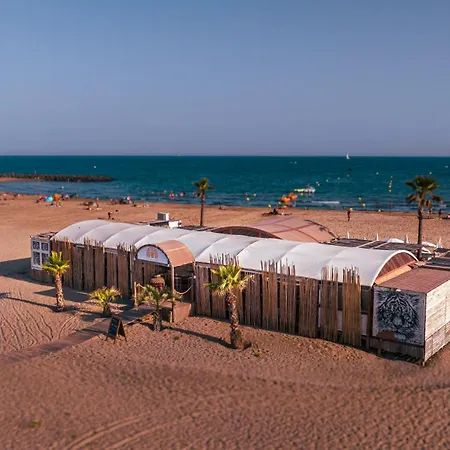 مكان تخييم Les Sables D'or