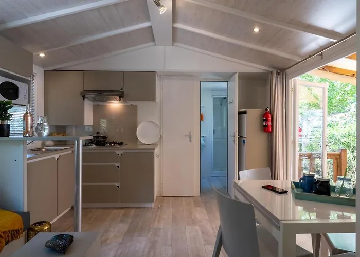 Les Sables D'or 4* アグド