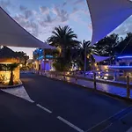 西波斯迪奥尔露营酒店