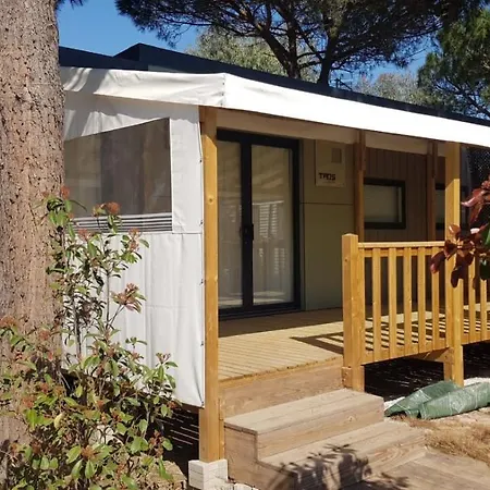 Les Sables D'or 4* Агд