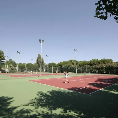 Les Sables D'or 4* Агд