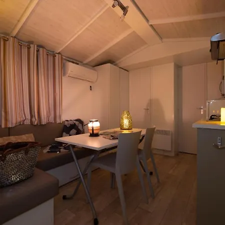 Les Sables D'or Kemping 4*