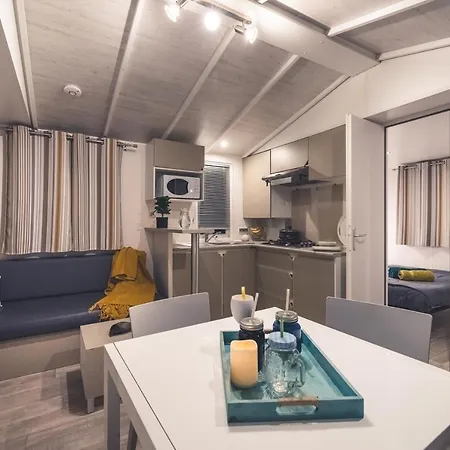 Les Sables D'or Кемпінг 4*