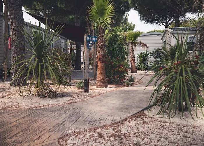 Les Sables D'or Campsite